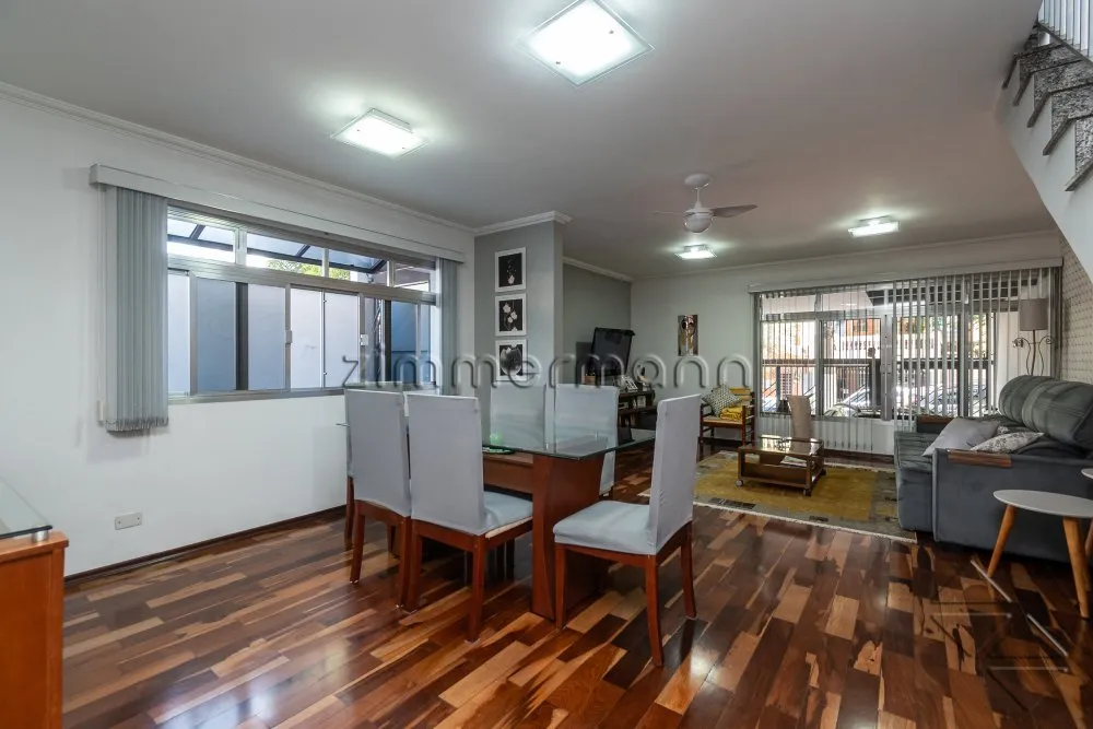 Casa, 3 quartos, 164 m² - Foto 1