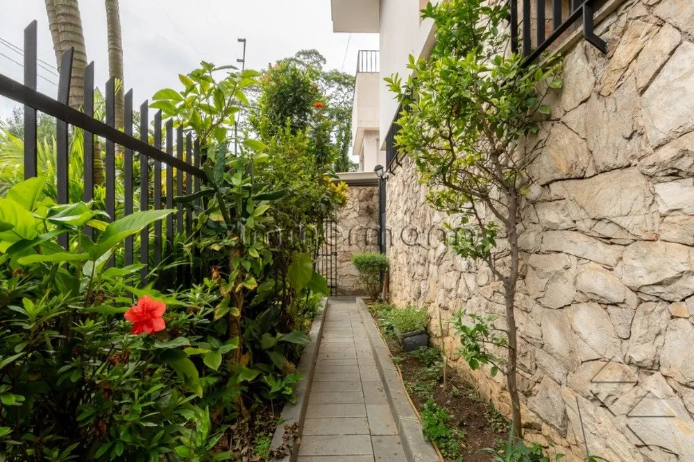 Casa, 3 quartos, 261 m² - Foto 8