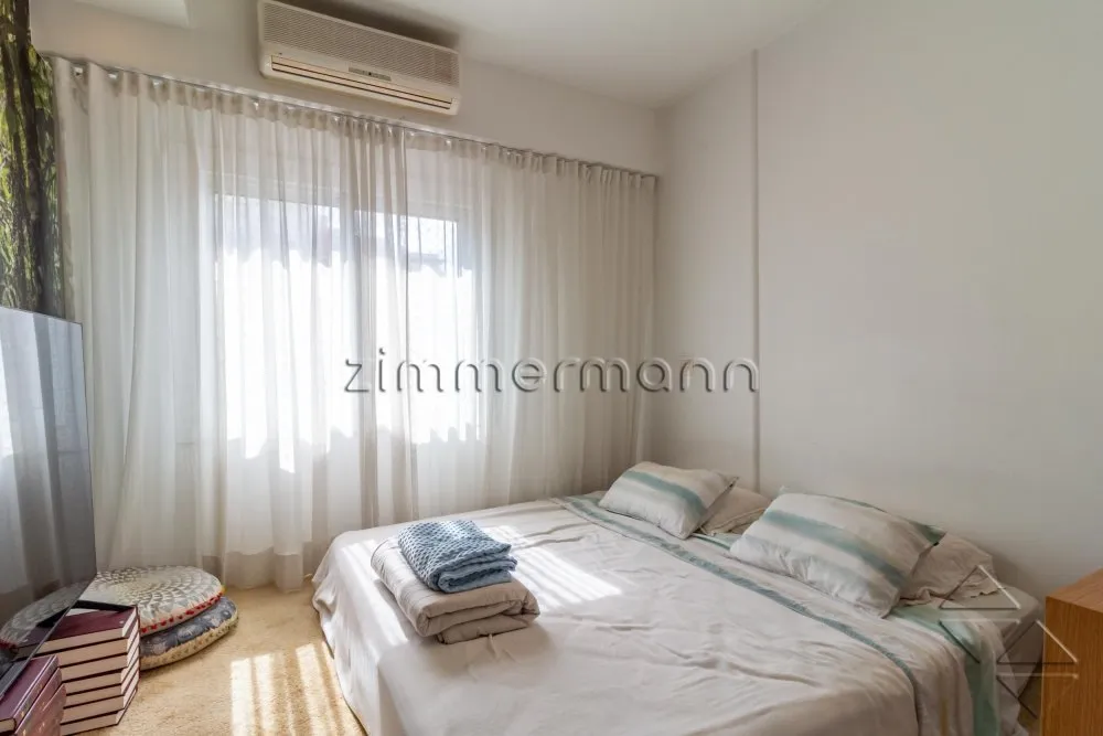 Apartamento, 3 quartos, 245 m² - Foto 2