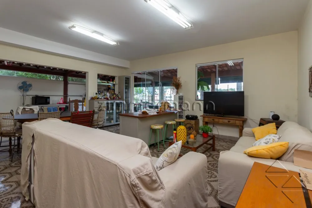 Casa, 3 quartos, 237 m² - Foto 4