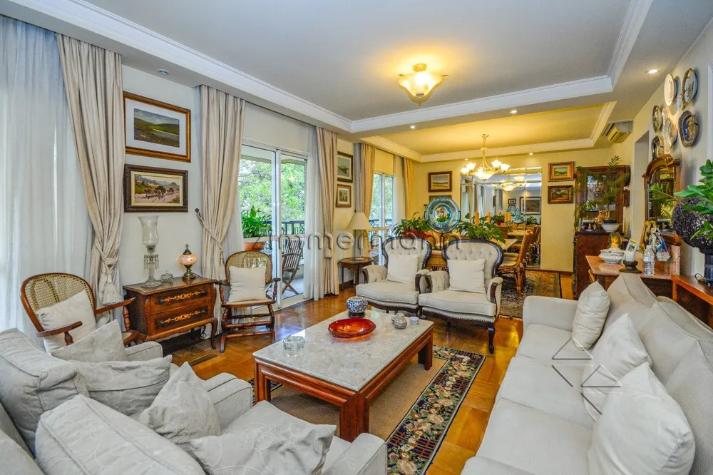 Apartamento, 3 quartos, 192 m² - Foto 1