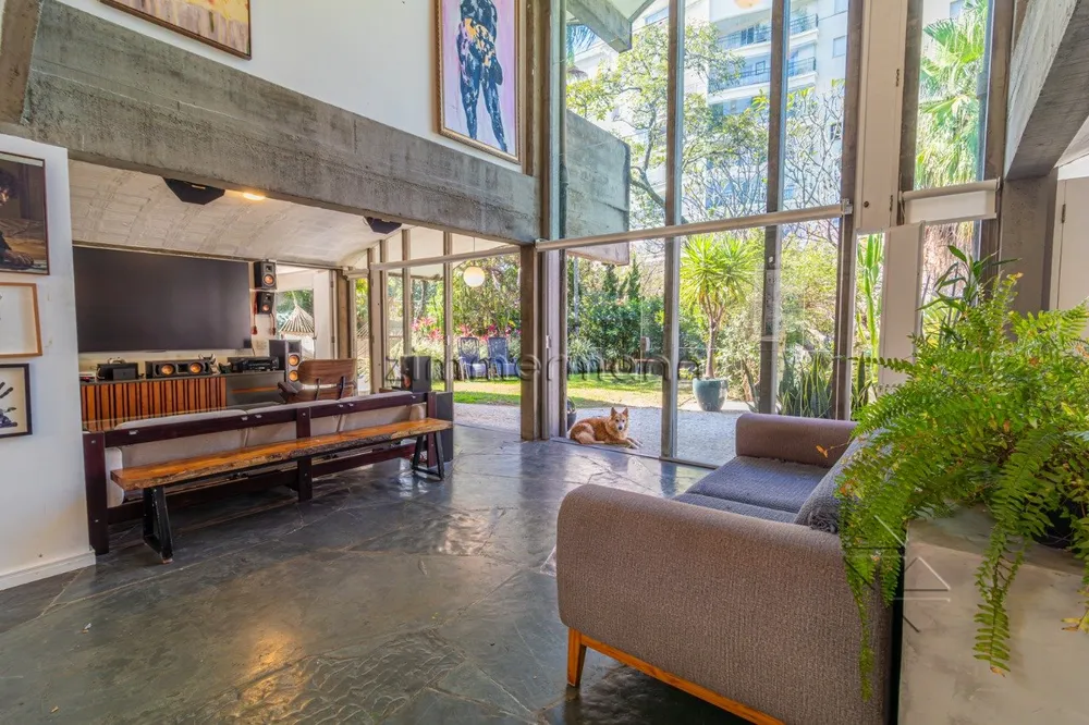 Casa, 4 quartos, 325 m² - Foto 1