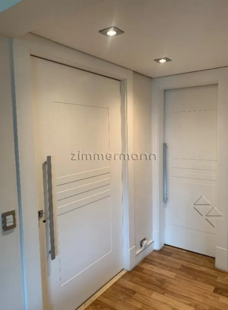 Apartamento, 3 quartos, 206 m² - Foto 2