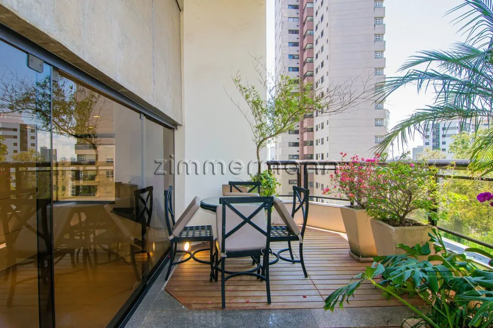 Apartamento, 3 quartos, 250 m² - Foto 1