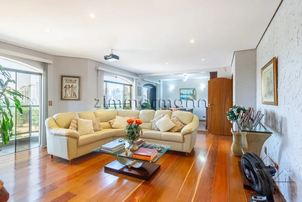 Apartamento, 3 quartos, 218 m² - Foto 1
