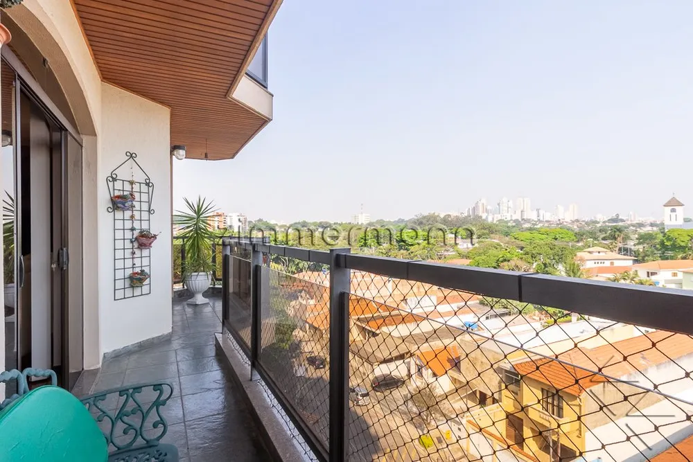 Apartamento, 3 quartos, 218 m² - Foto 2