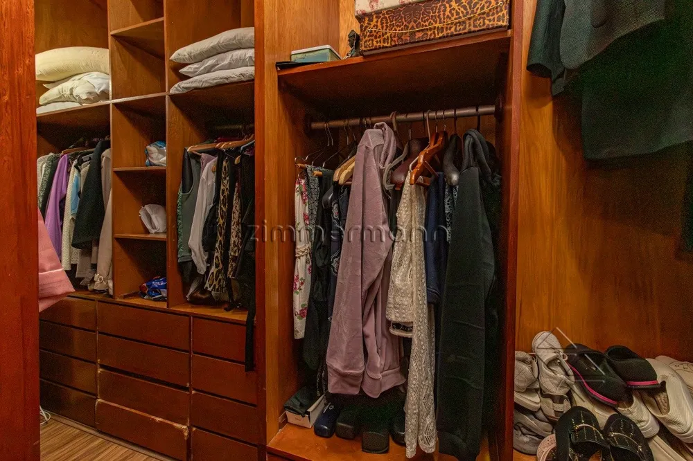 Apartamento, 3 quartos, 220 m² - Foto 11