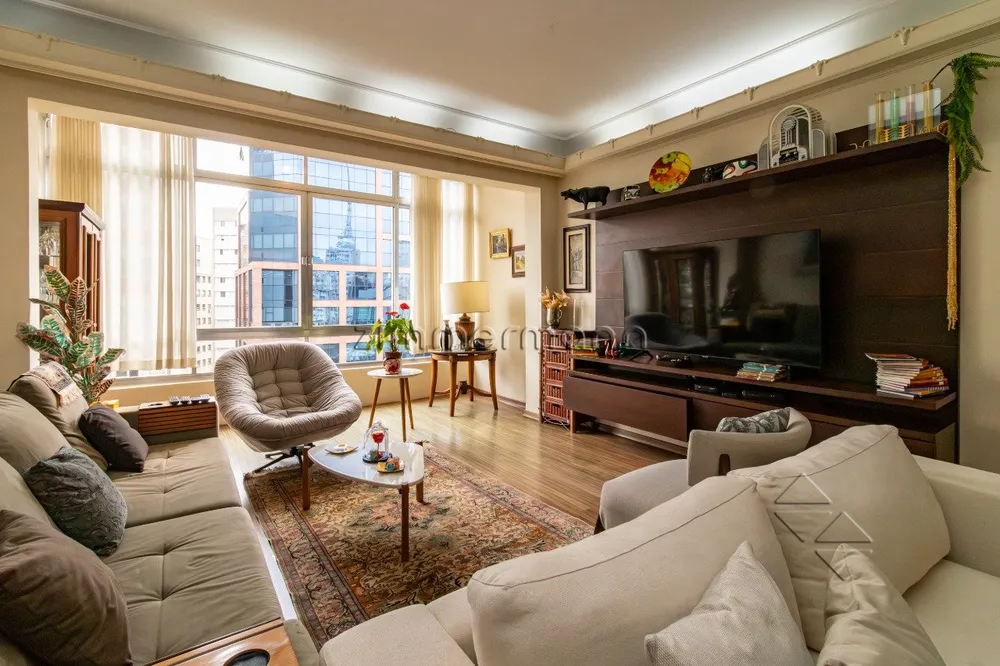 Apartamento, 3 quartos, 220 m² - Foto 1
