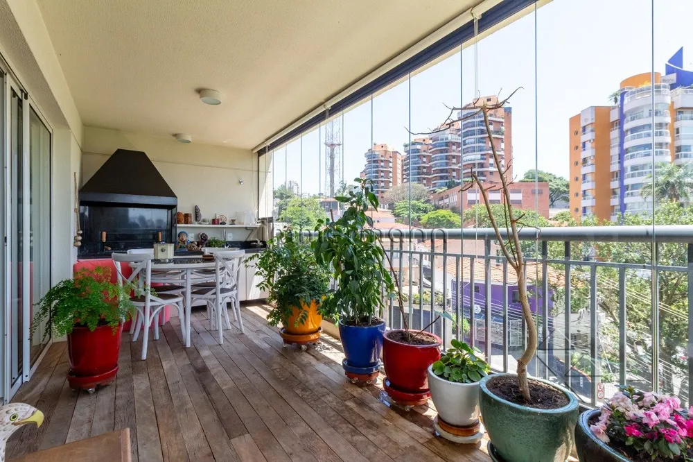 Apartamento, 3 quartos, 167 m² - Foto 2