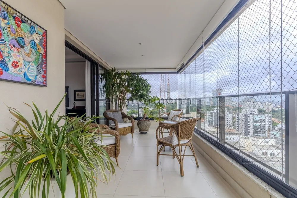Apartamento, 4 quartos, 220 m² - Foto 1