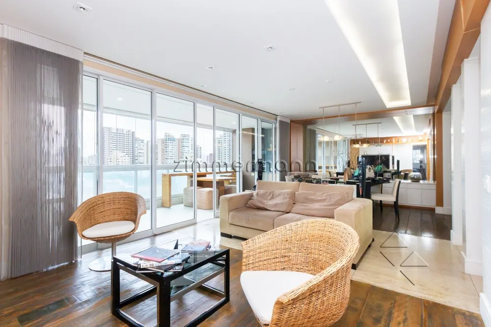 Apartamento, 3 quartos, 137 m² - Foto 1