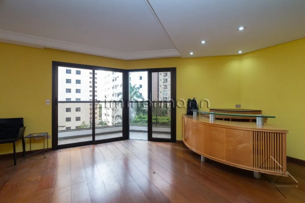 Apartamento, 3 quartos, 192 m² - Foto 2