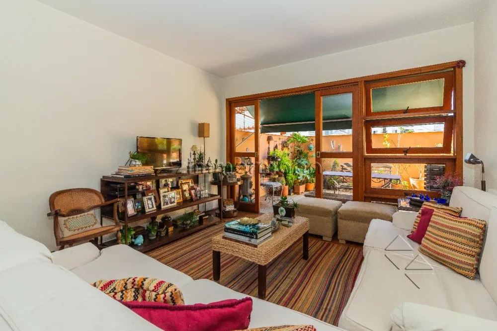 Casa, 4 quartos, 170 m² - Foto 1