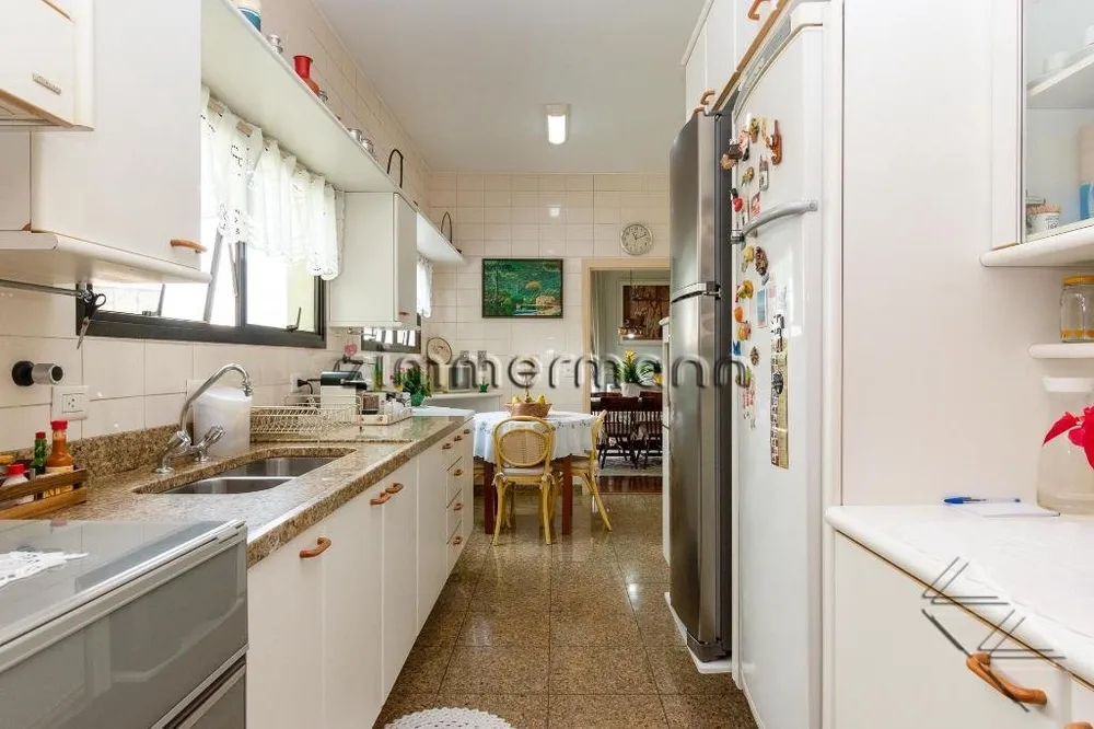 Apartamento, 4 quartos, 242 m² - Foto 4