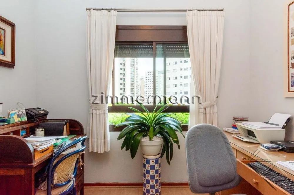 Apartamento, 4 quartos, 242 m² - Foto 2