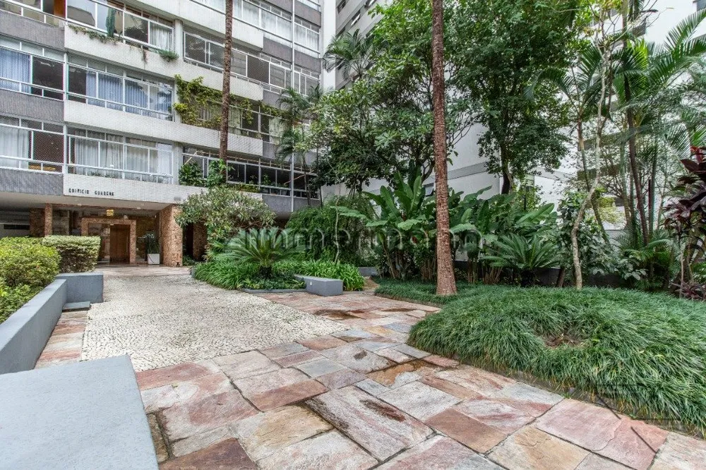Loteamento e Condomínio, 600 m² - Foto 1