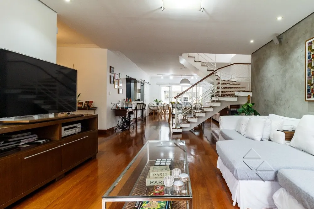 Casa, 3 quartos, 253 m² - Foto 2