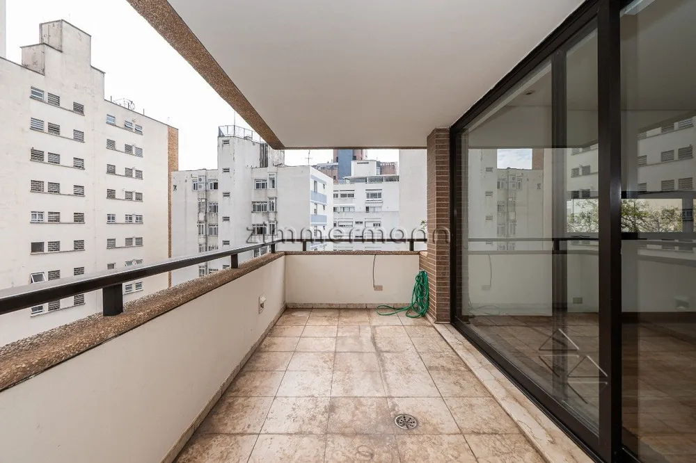 Apartamento, 3 quartos, 232 m² - Foto 2