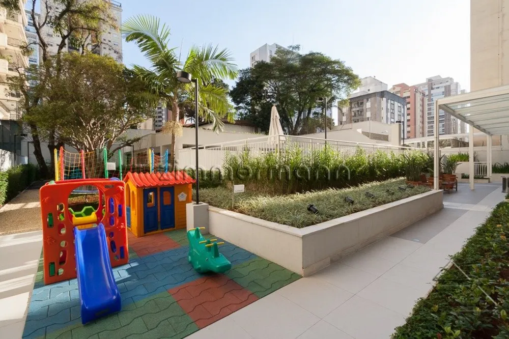 Apartamento, 3 quartos, 145 m² - Foto 2