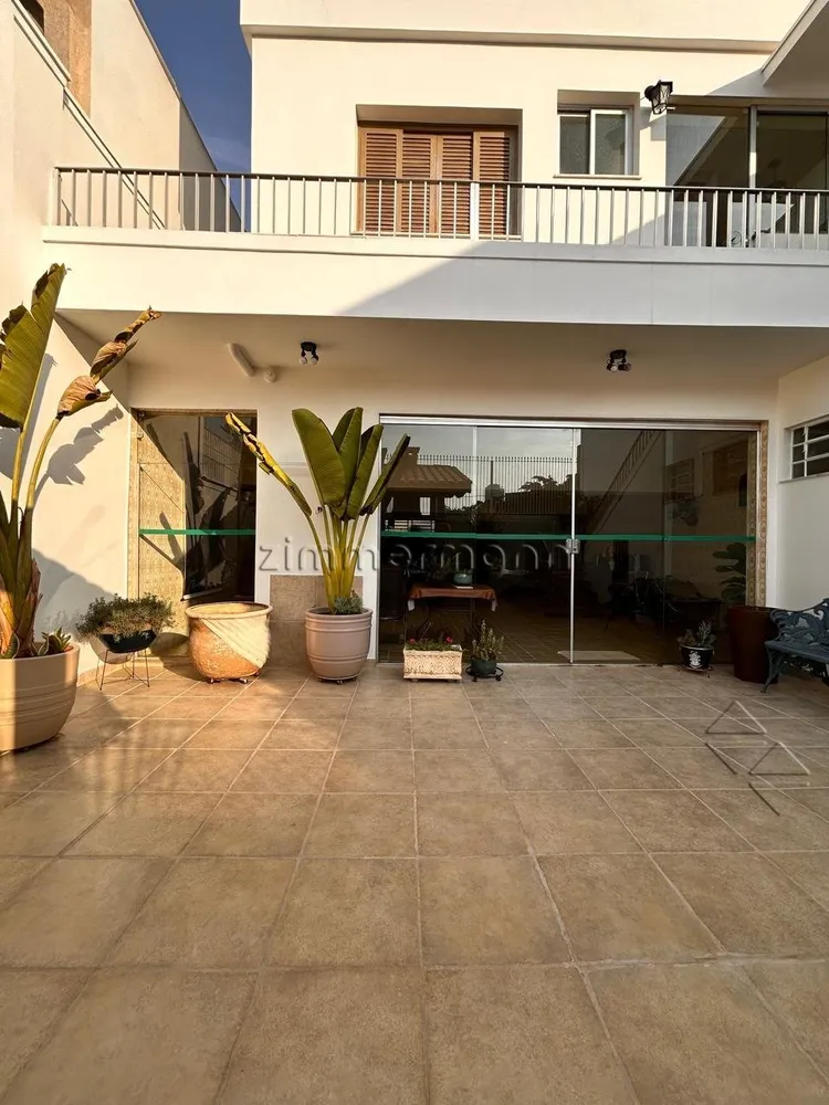 Casa, 2 quartos, 349 m² - Foto 1