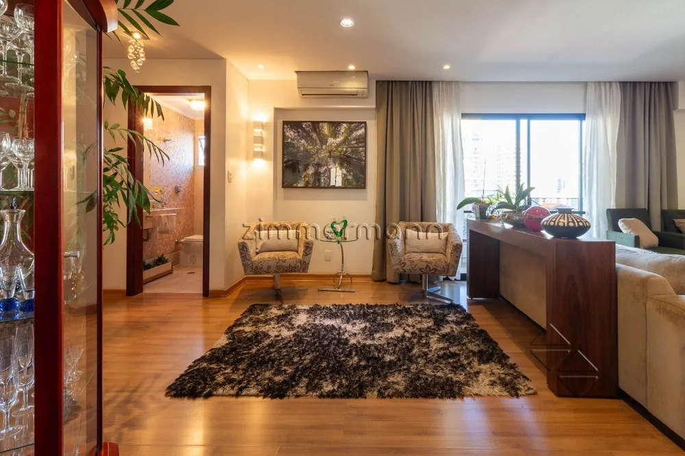 Apartamento, 3 quartos, 147 m² - Foto 1