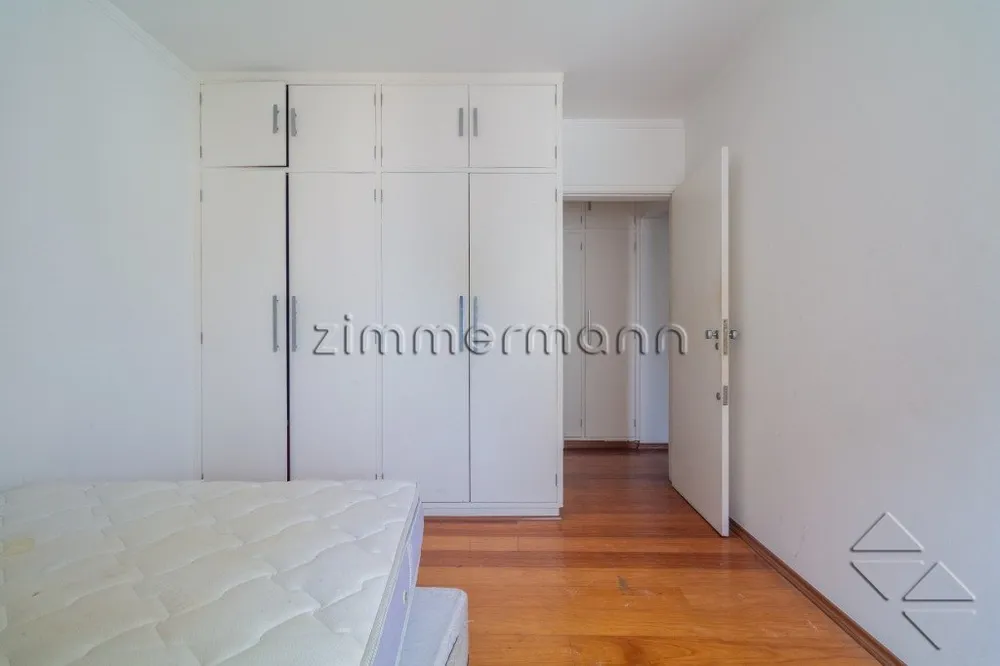 Cobertura, 3 quartos, 243 m² - Foto 2