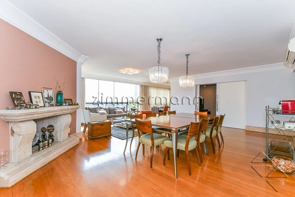 Apartamento, 3 quartos, 247 m² - Foto 2