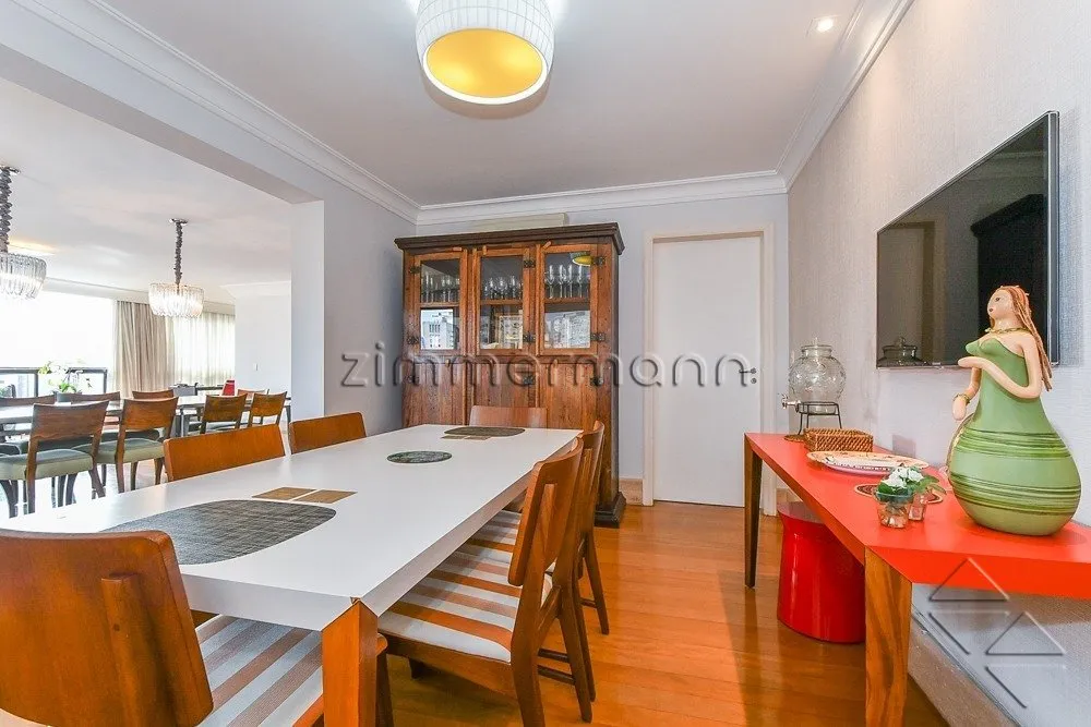 Apartamento, 3 quartos, 247 m² - Foto 3