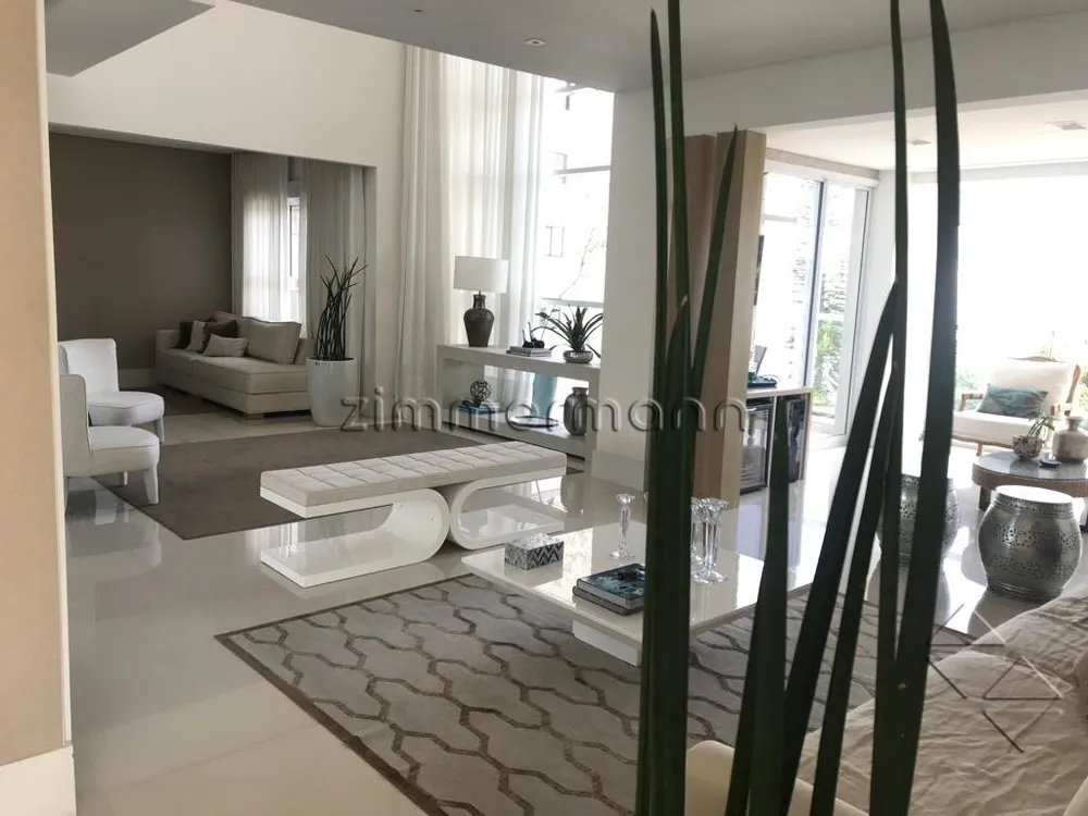 Apartamento, 3 quartos, 236 m² - Foto 1