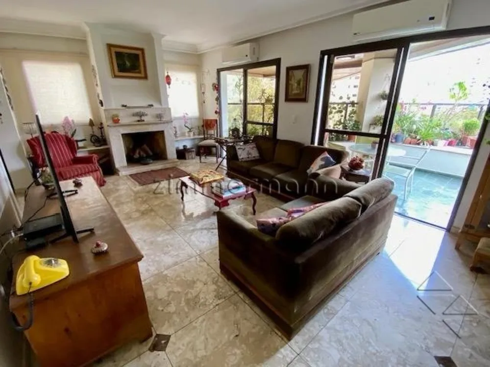 Apartamento, 3 quartos, 198 m² - Foto 2
