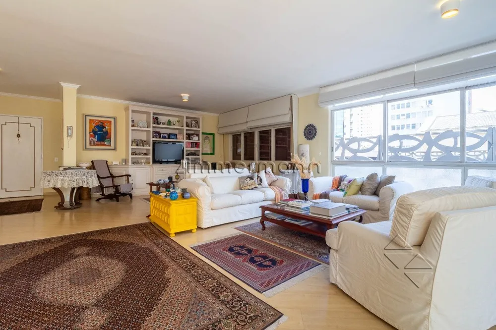 Apartamento, 4 quartos, 252 m² - Foto 1