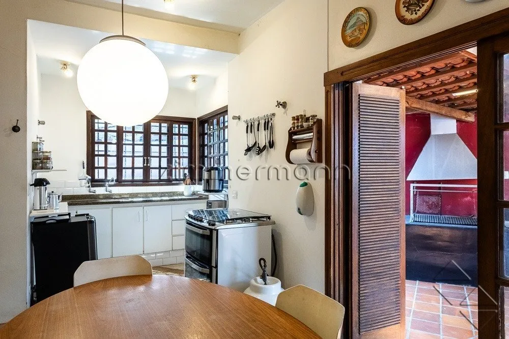 Casa, 3 quartos, 250 m² - Foto 8