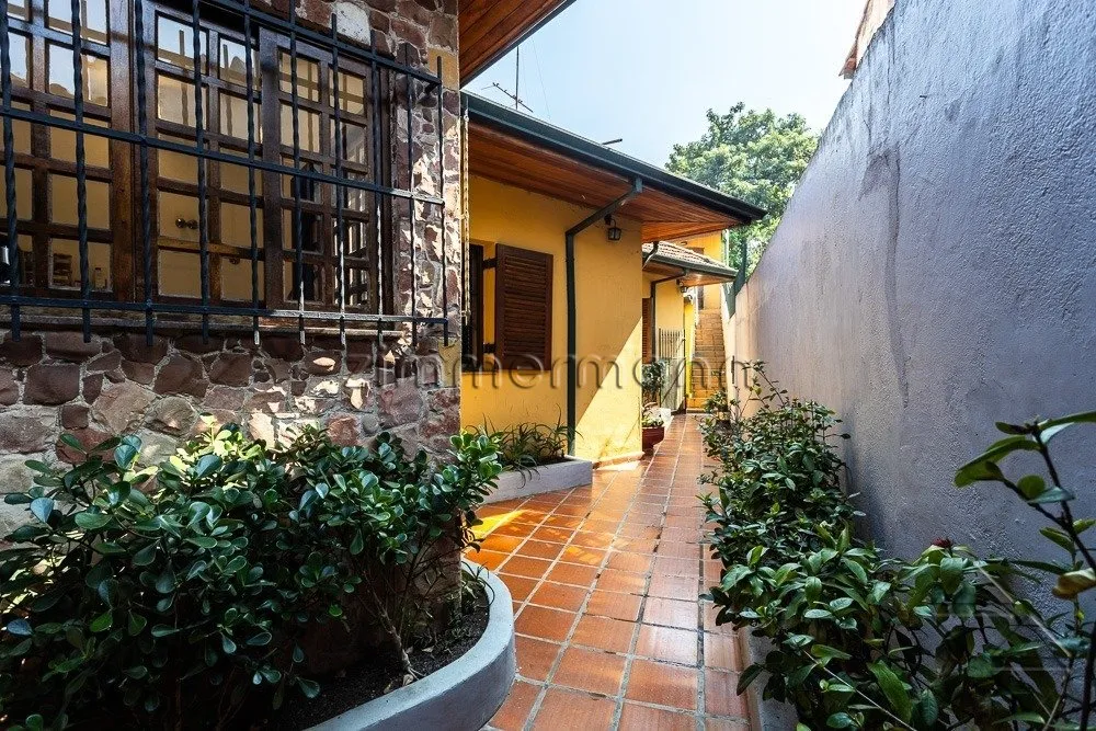Casa, 3 quartos, 250 m² - Foto 9
