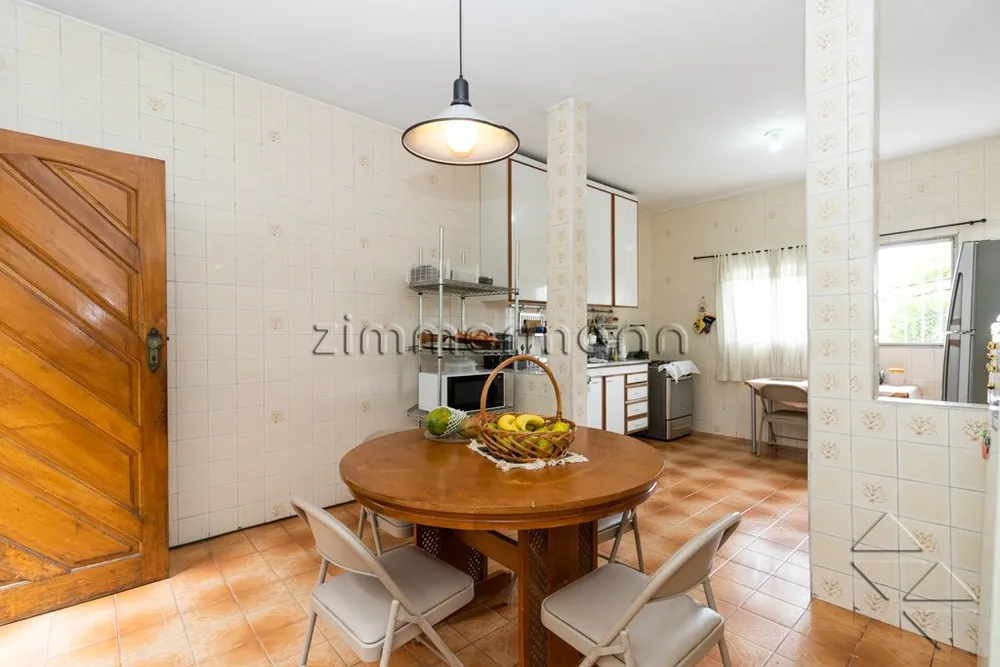 Casa, 3 quartos, 200 m² - Foto 1