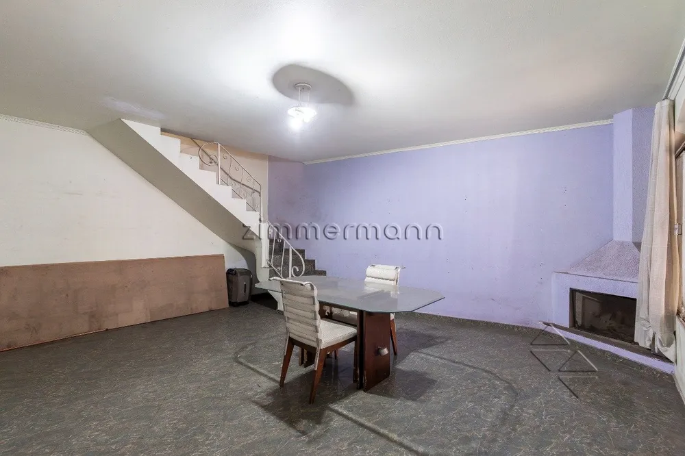 Casa, 3 quartos, 240 m² - Foto 1