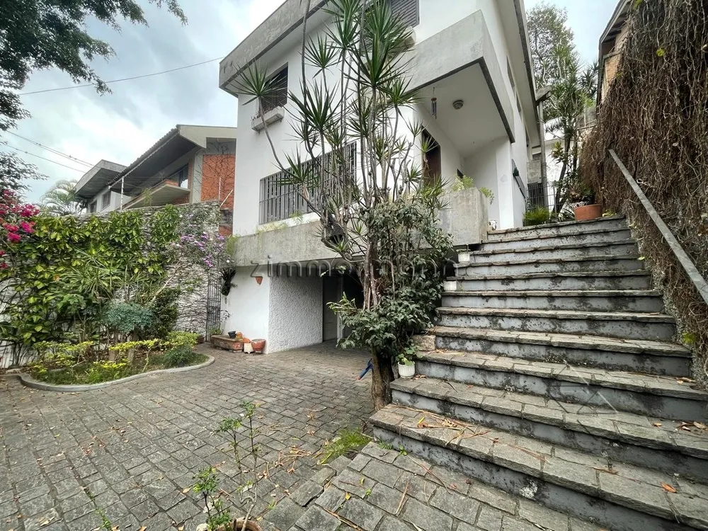 Casa, 4 quartos, 261 m² - Foto 1