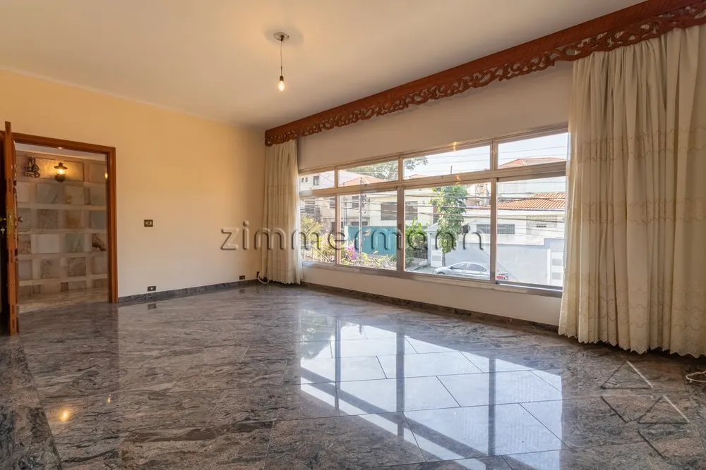 Casa, 3 quartos, 223 m² - Foto 1