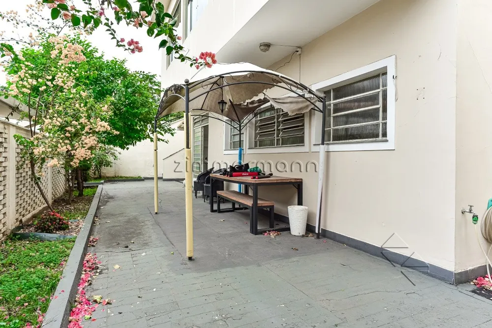 Casa, 3 quartos, 379 m² - Foto 1
