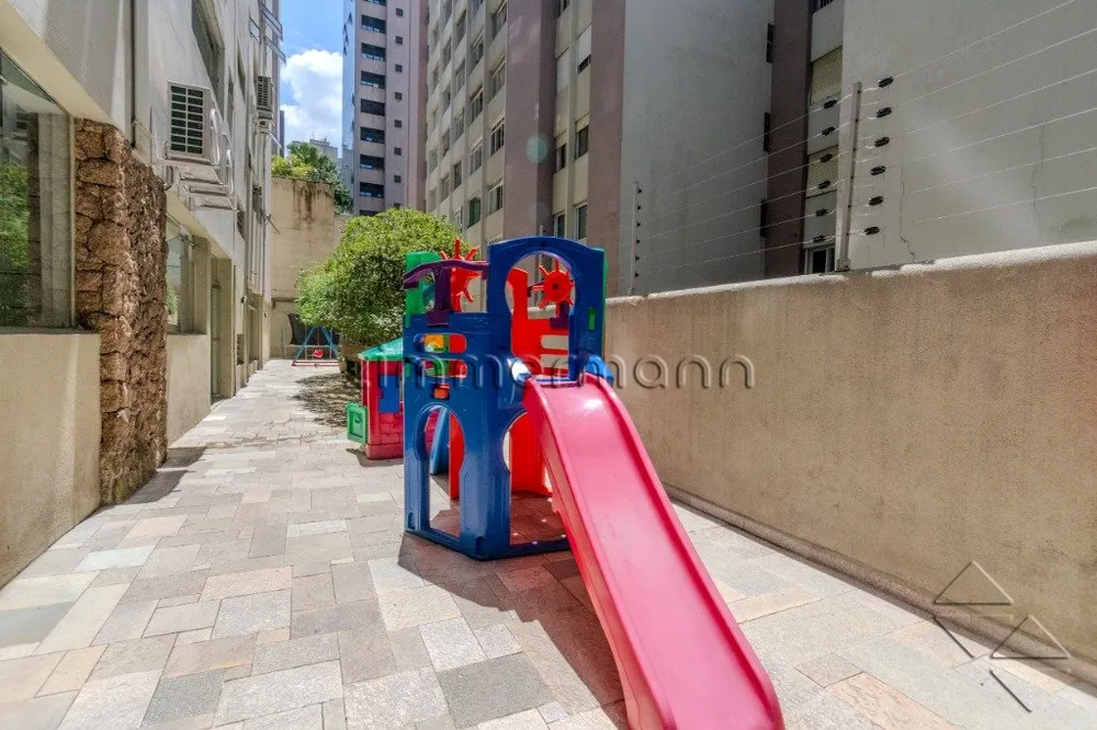 Apartamento, 3 quartos, 210 m² - Foto 1