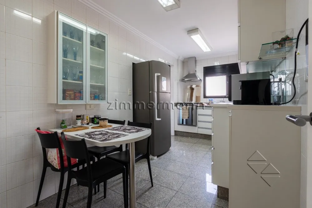 Apartamento, 3 quartos, 132 m² - Foto 4