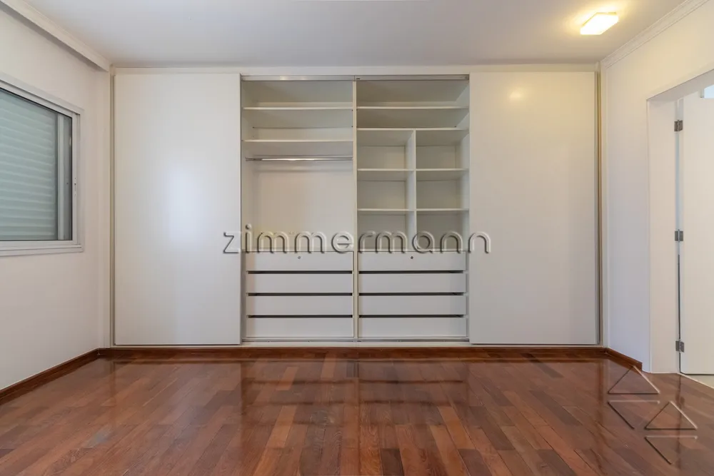 Apartamento, 3 quartos, 140 m² - Foto 2
