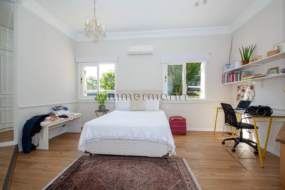 Casa, 4 quartos, 358 m² - Foto 2