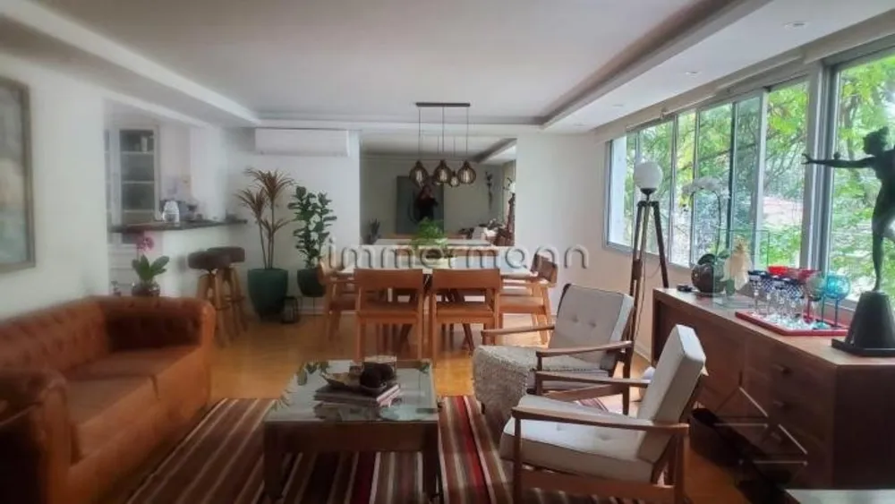 Apartamento, 3 quartos, 150 m² - Foto 1