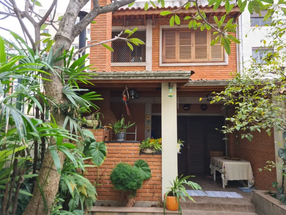 Casa, 3 quartos, 200 m² - Foto 1