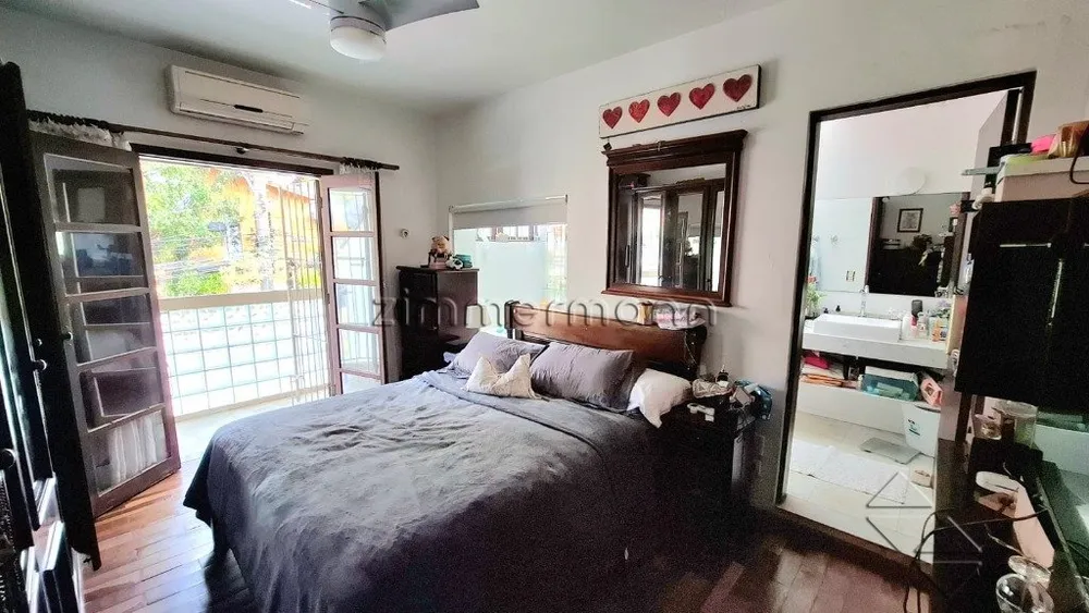 Casa, 4 quartos, 238 m² - Foto 2
