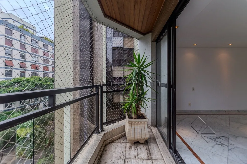 Apartamento, 3 quartos, 160 m² - Foto 2