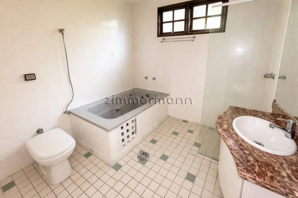 Casa, 3 quartos, 241 m² - Foto 1