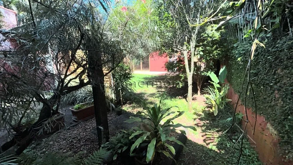 Casa, 3 quartos, 241 m² - Foto 4