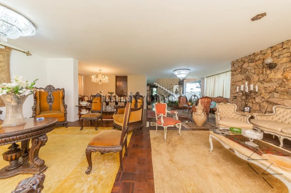 Casa, 4 quartos, 735 m² - Foto 1
