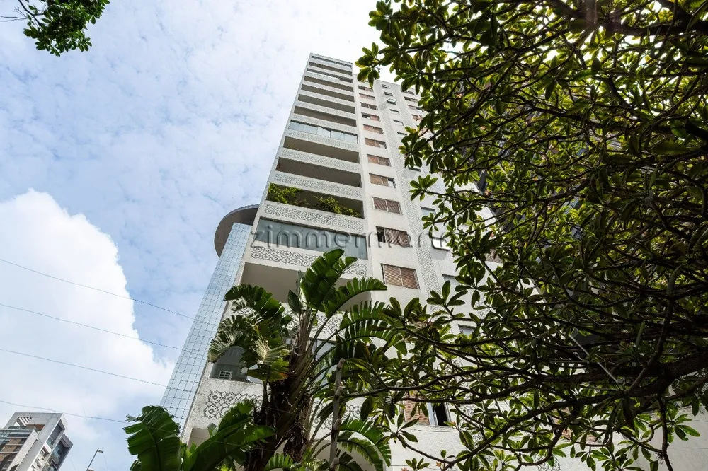 Apartamento, 3 quartos, 130 m² - Foto 1